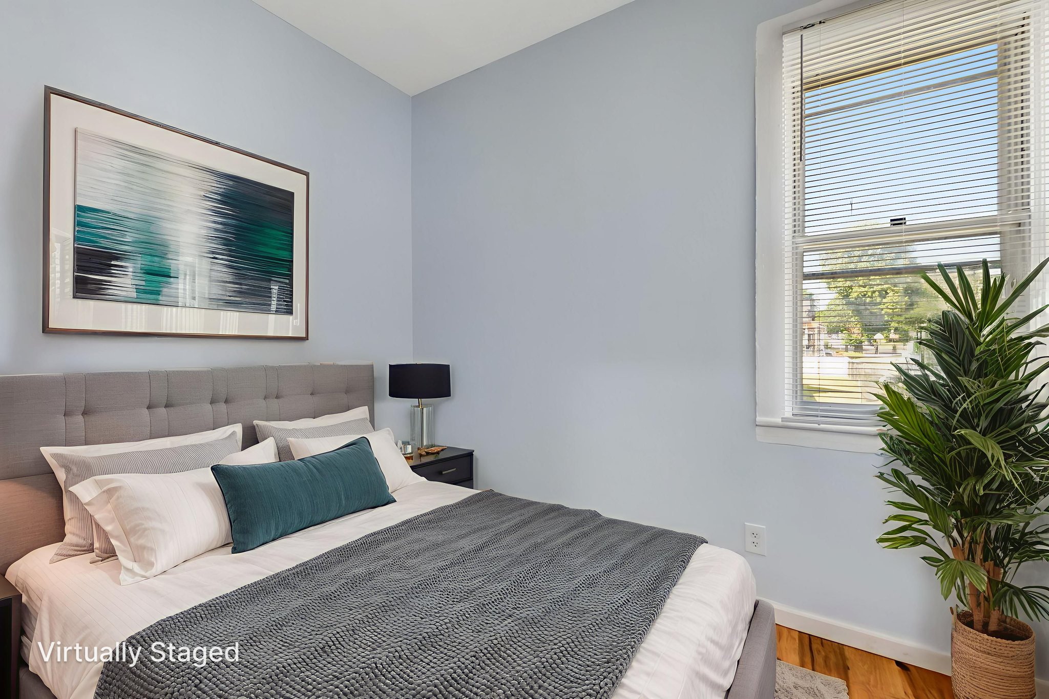 152-mulberry-25 virtually staged.jpeg