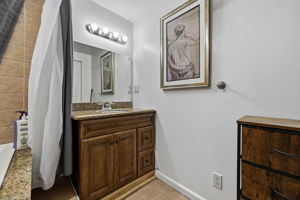  Photo 24