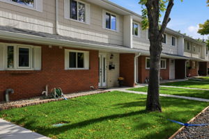 02. 152 Plainsview Dr. - Exterior - Building
