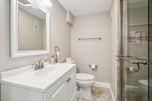 Saratoga St-L0309-011