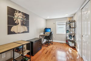 Saratoga St-L0309-013