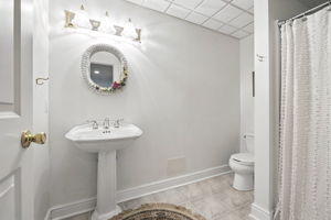  Photo 45