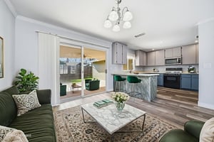 INTERIOR9 virtually staged.jpeg