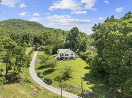 152 Upper Brush Creek Rd, Fletcher, NC 28732, USA Photo 6