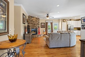 152 Upper Brush Creek Rd, Fletcher, NC 28732, USA Photo 19