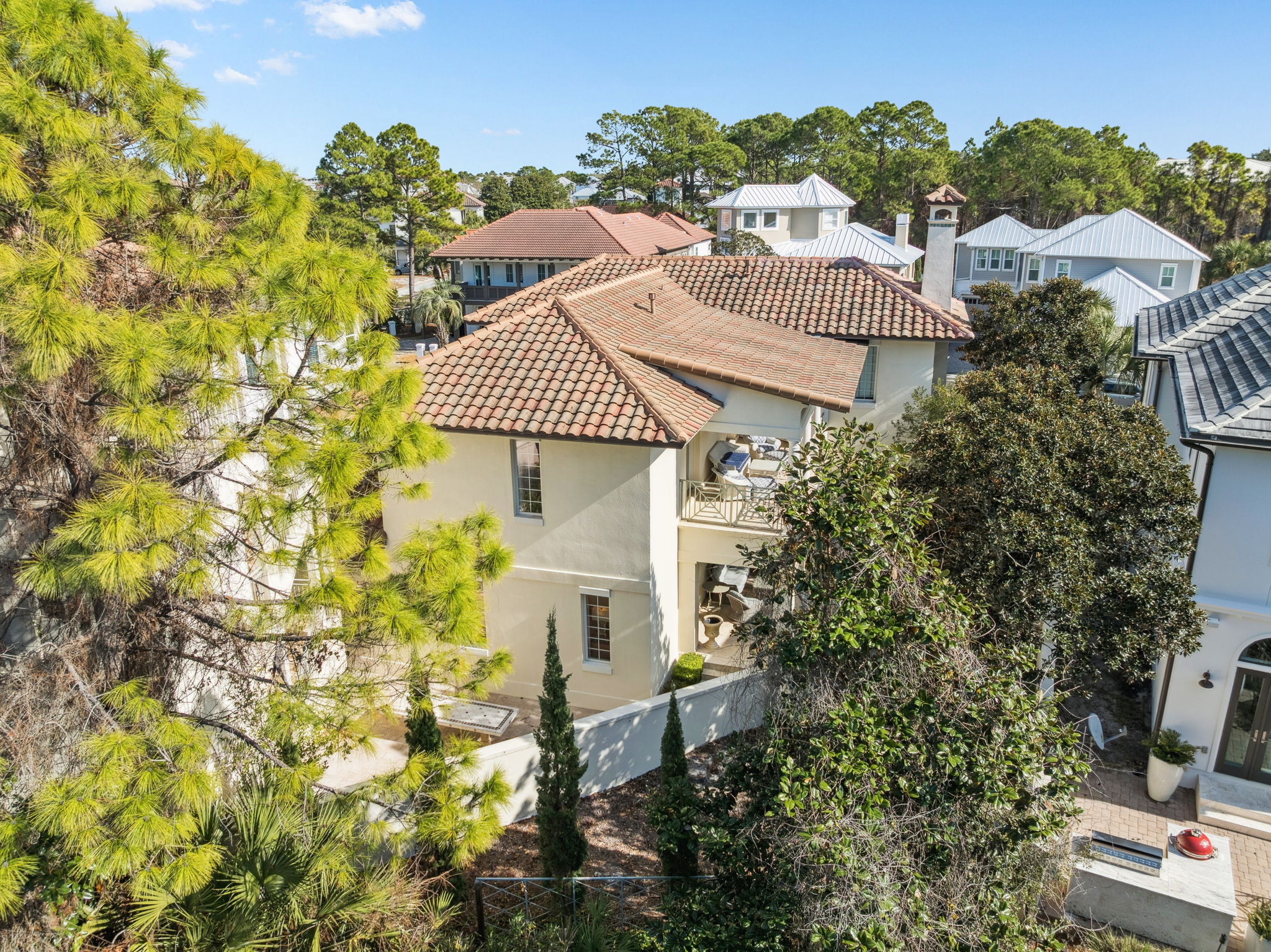 Array_152WhiteCliffsBlvd-15