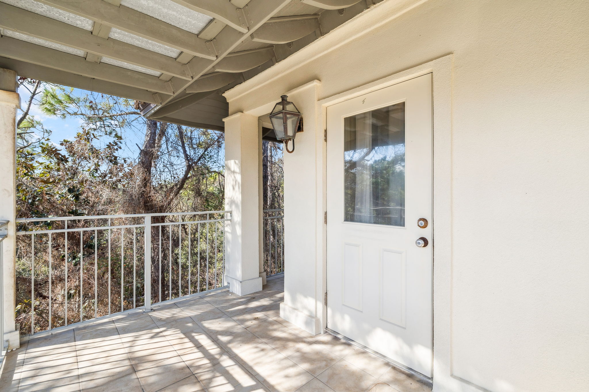 Array_152WhiteCliffsBlvd-38