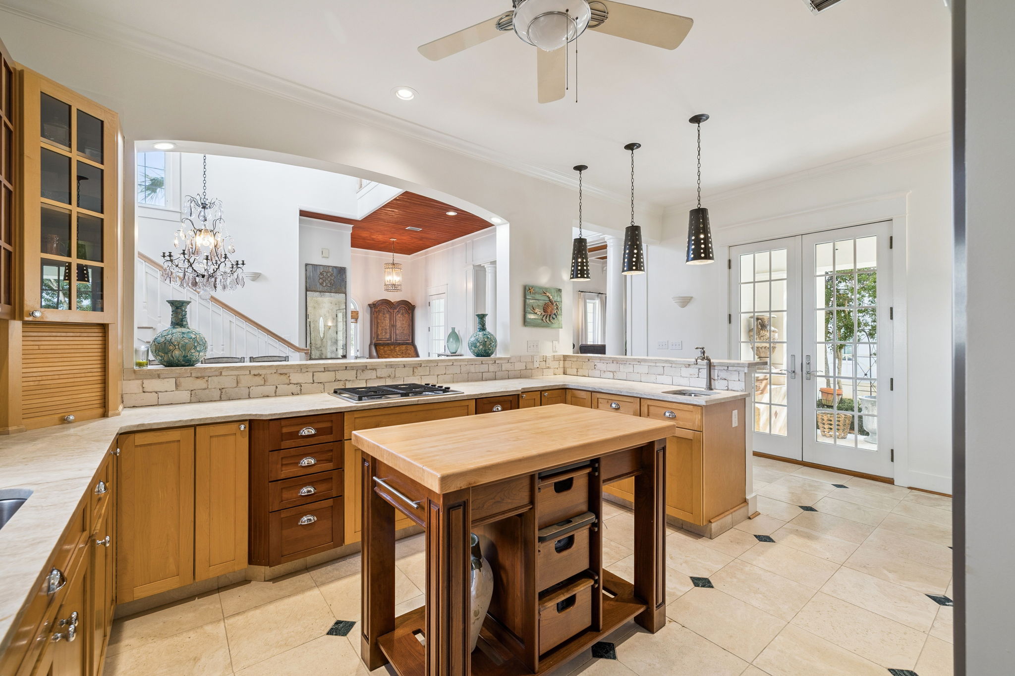 Array_152WhiteCliffsBlvd-46