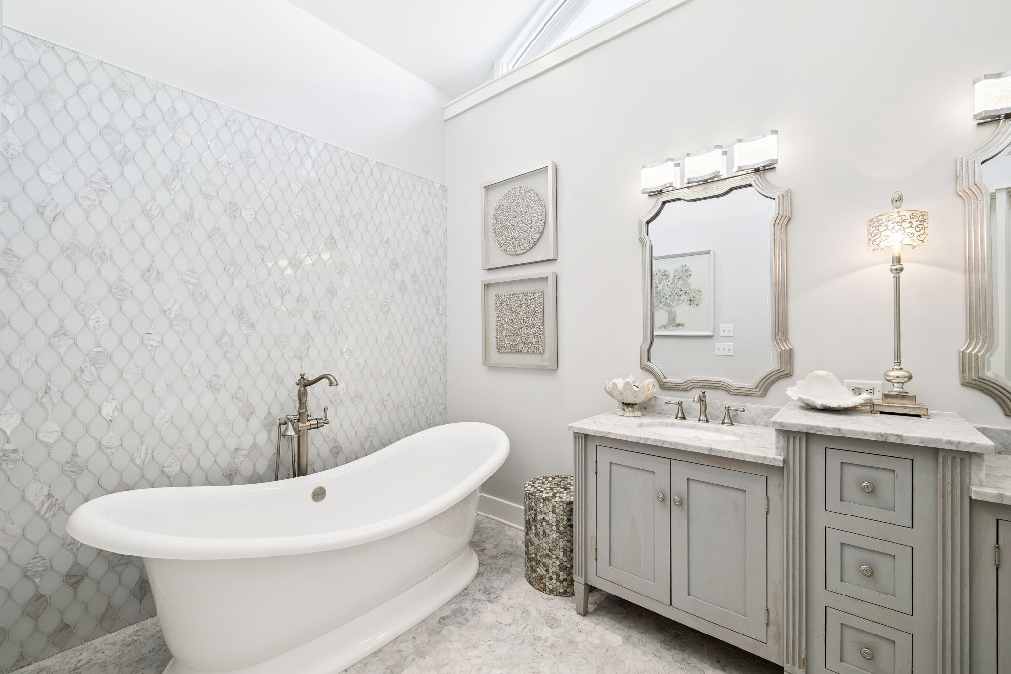 Array_152WhiteCliffsBlvd-58