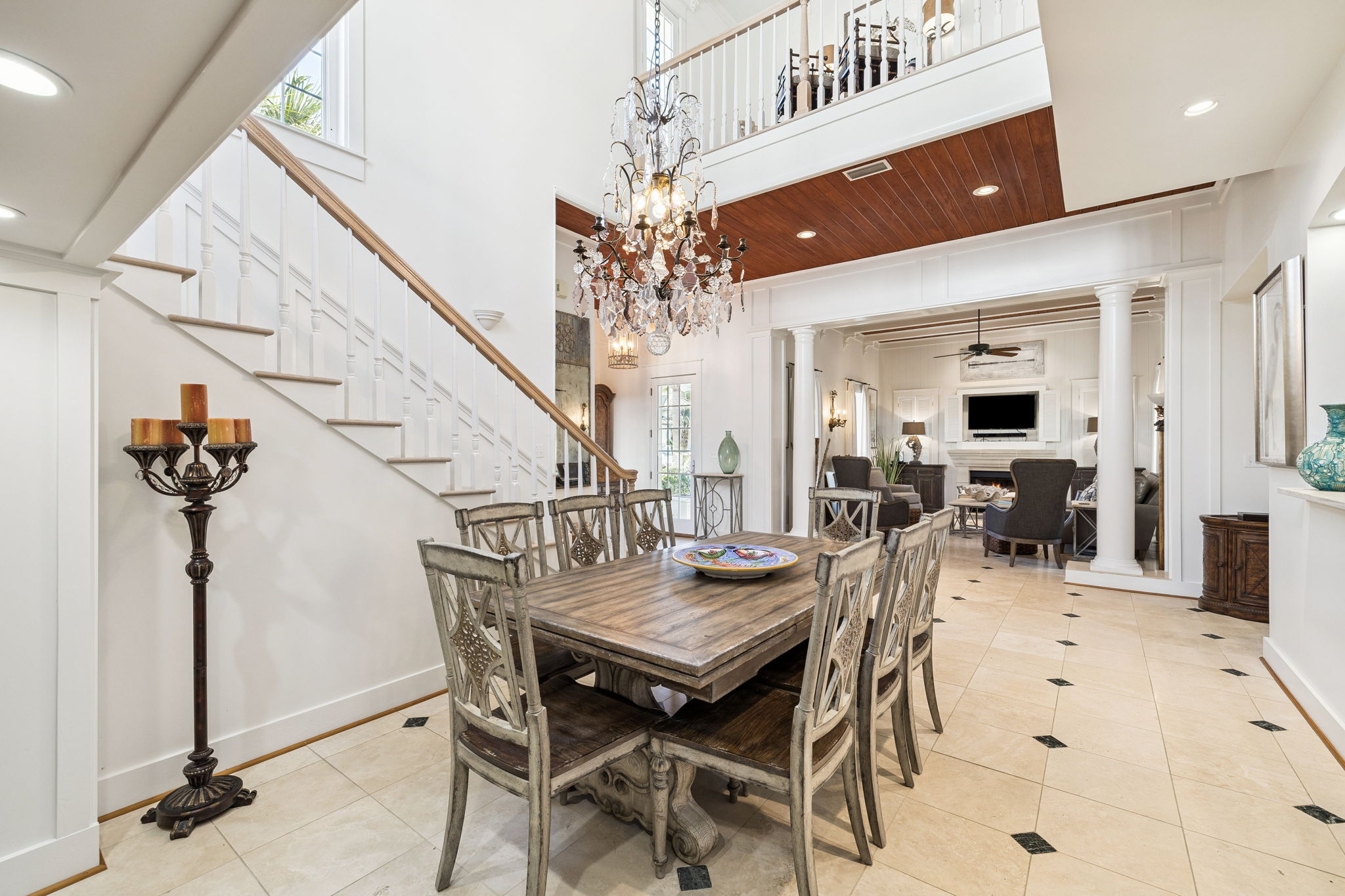 Array_152WhiteCliffsBlvd-61