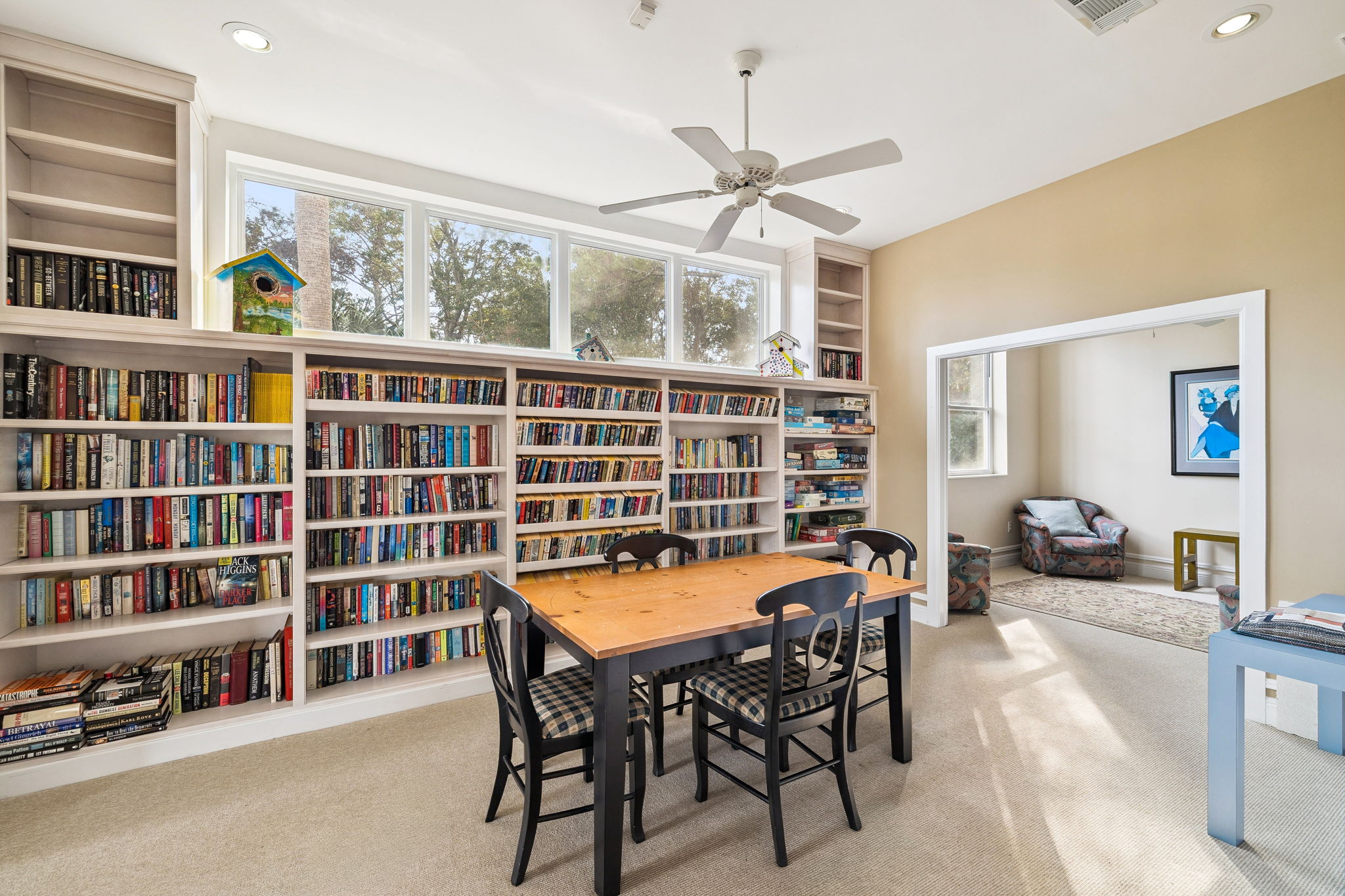 Array_152WhiteCliffsBlvd-90