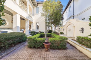 Array_152WhiteCliffsBlvd-22