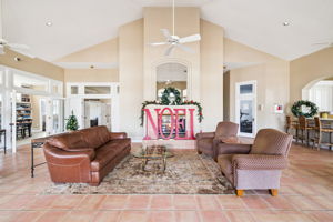 Array_152WhiteCliffsBlvd-88