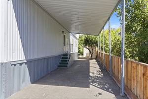 Photo 34
