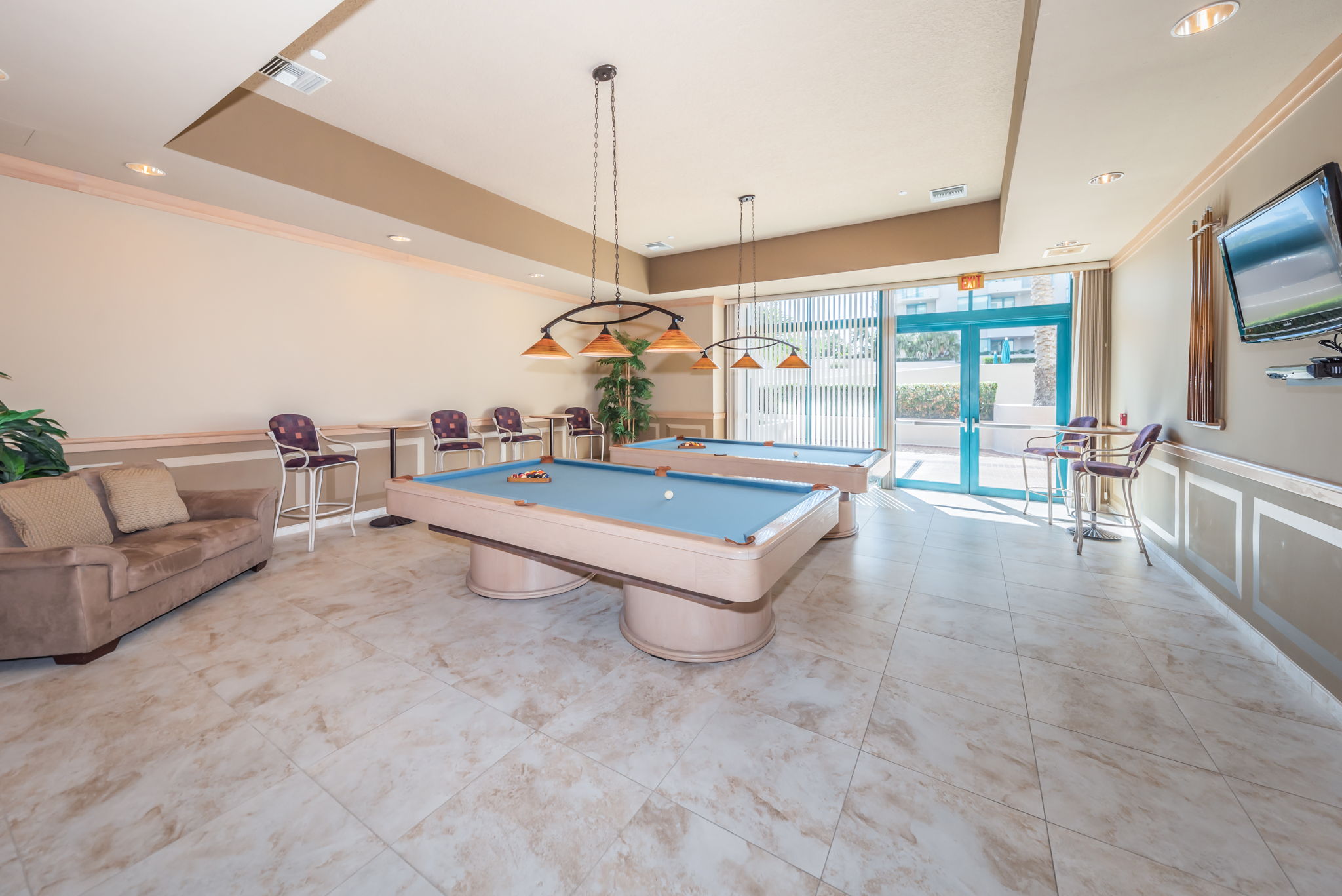 Billiard Room1, Ultimar 2