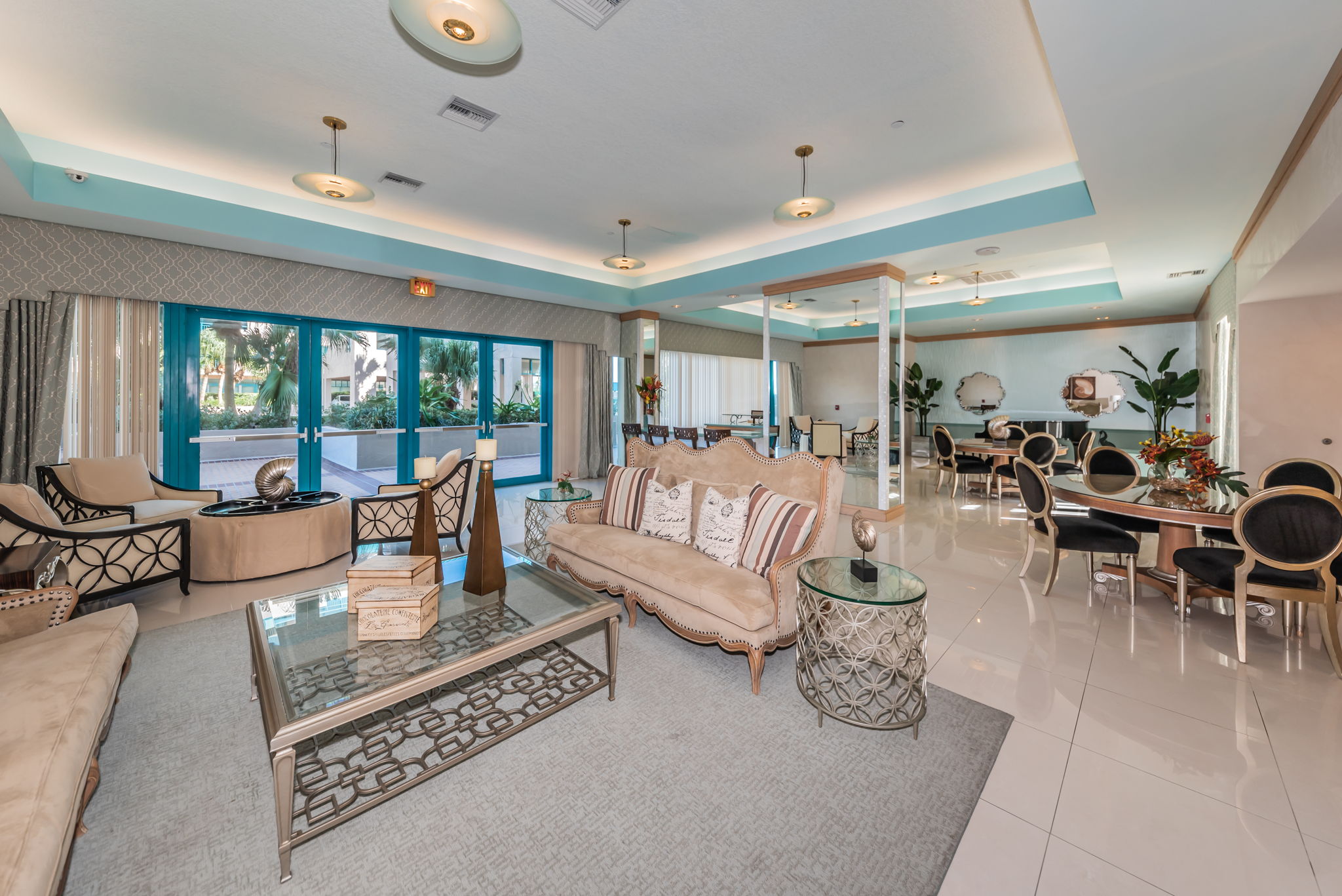 Social Room1, Ultimar 2