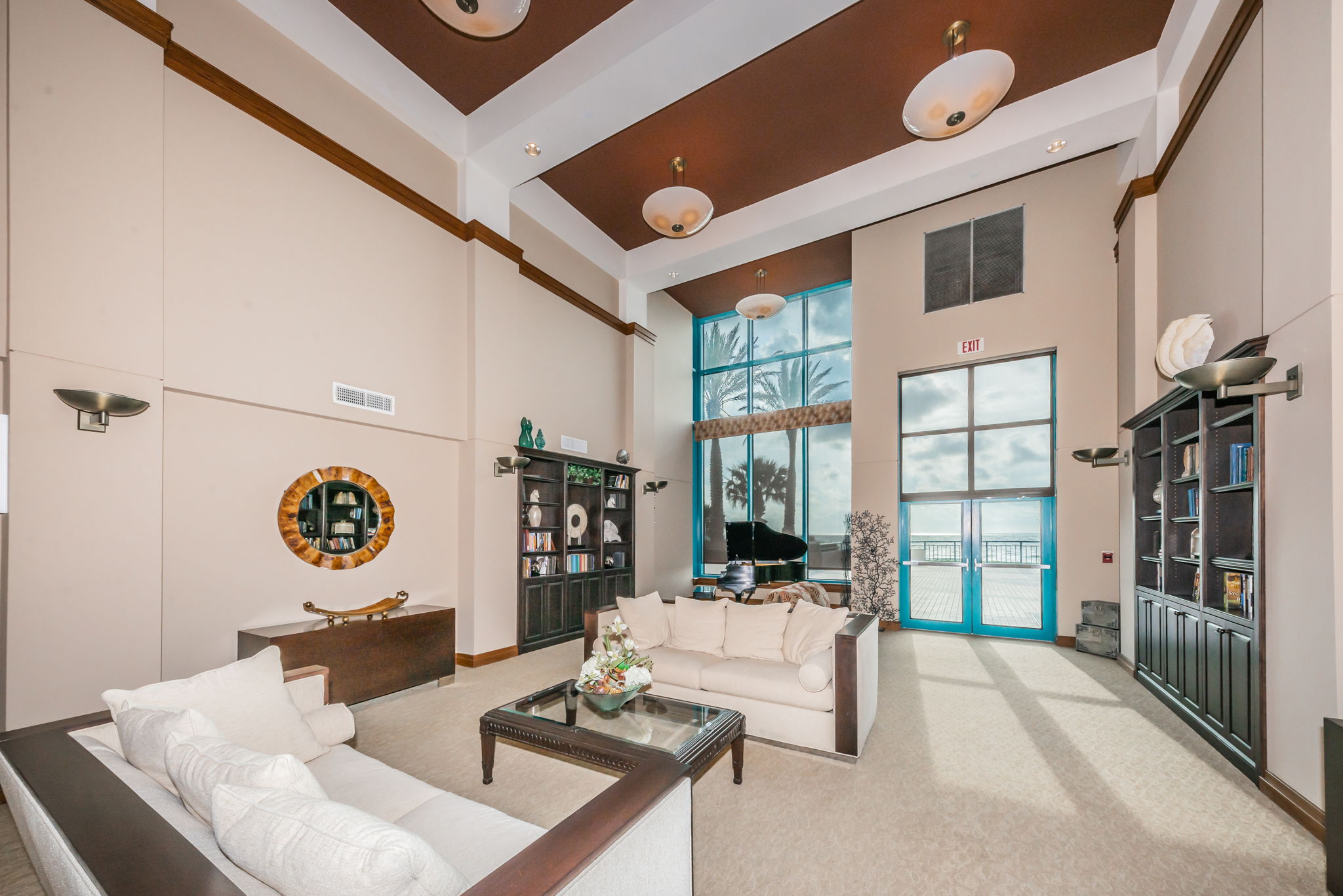 Clubhouse1a, Ultimar 3