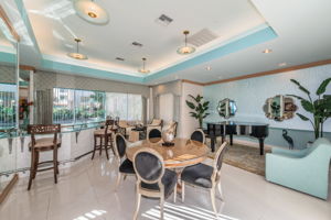 Social Room3, Ultimar 2