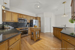  Photo 9