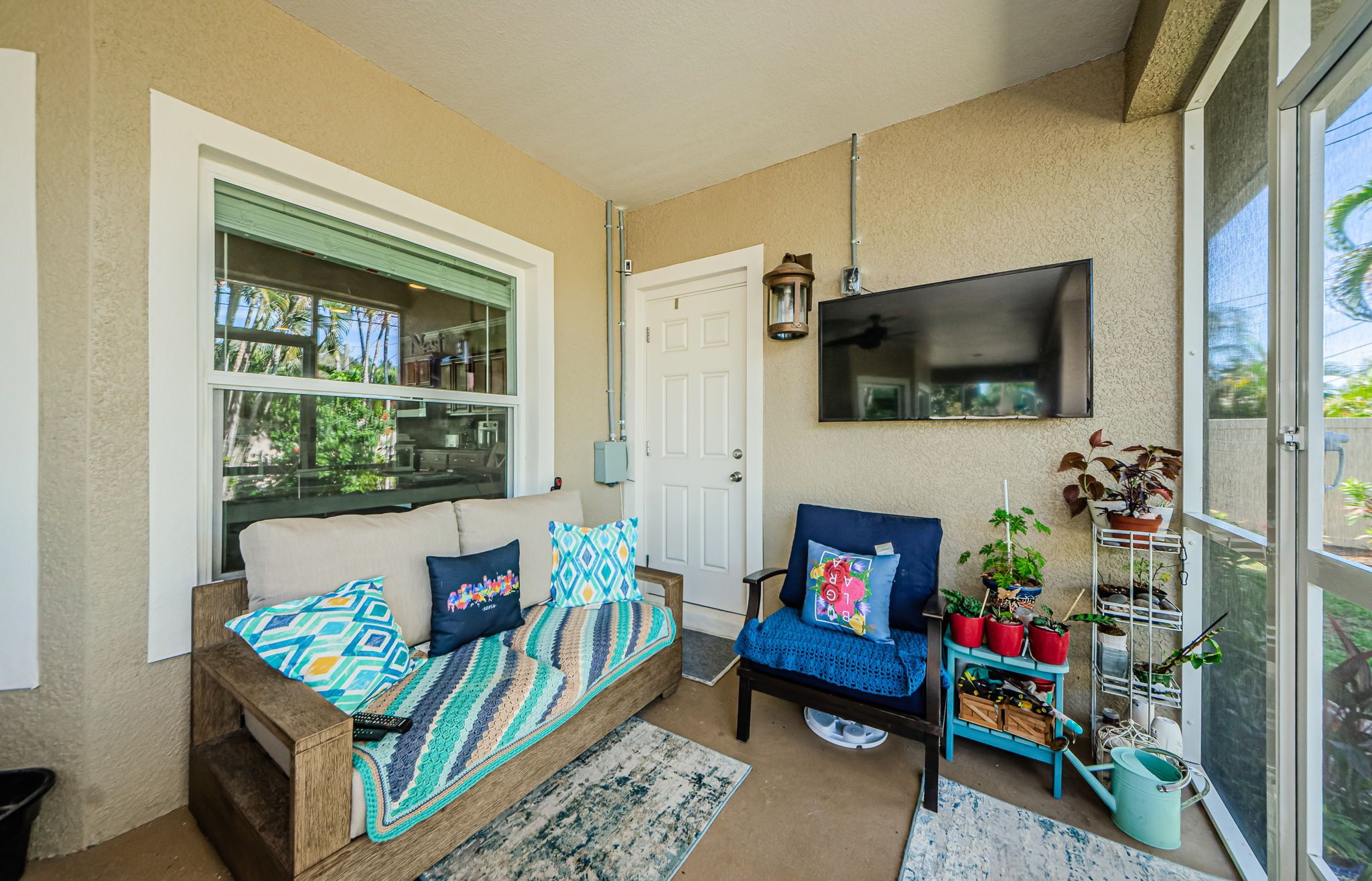 Lanai 3