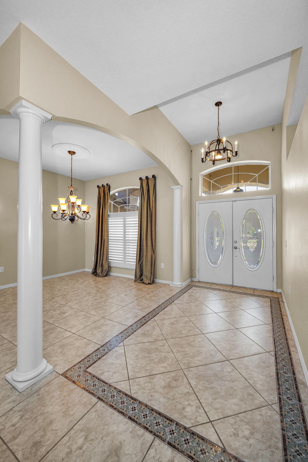 Foyer 1