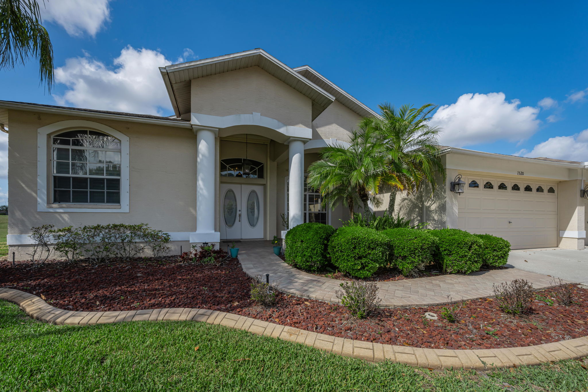 Front Exterior 4