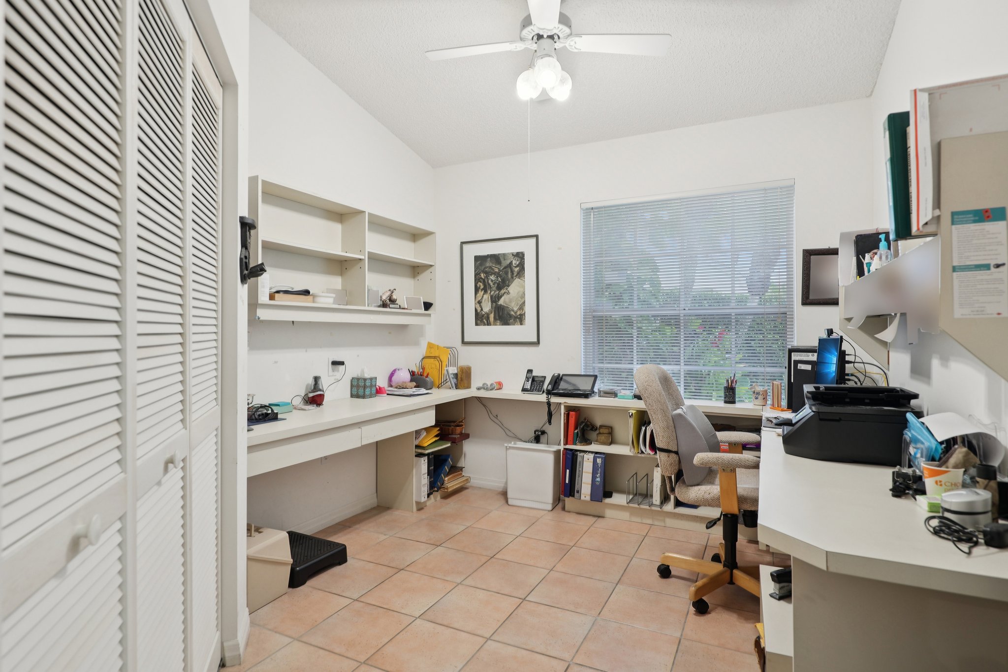 Wilshire Cir-S1803-015.jpg