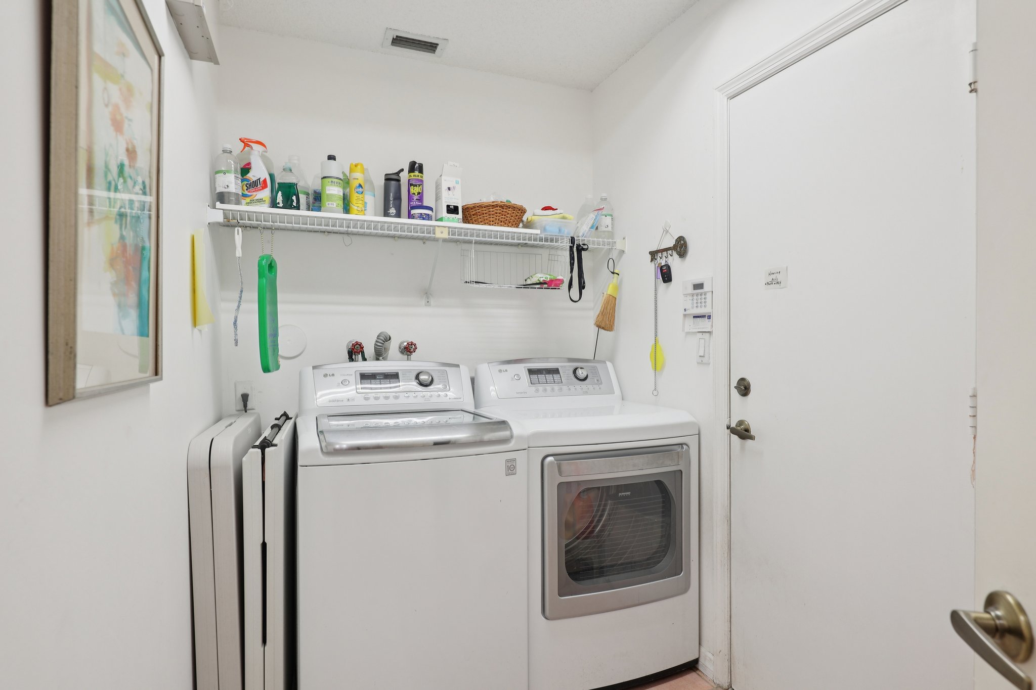 Wilshire Cir-S1803-018.jpg