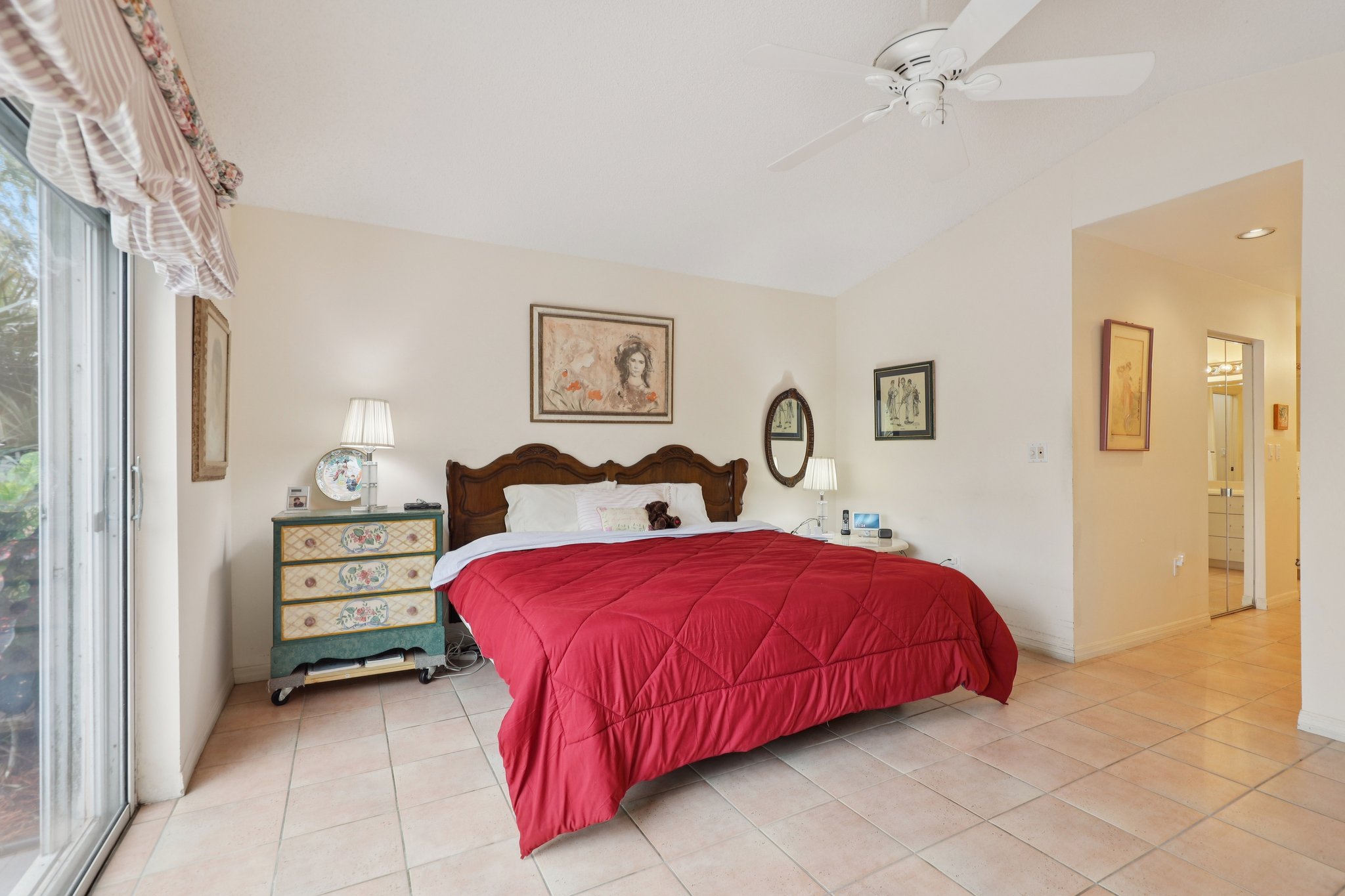 Wilshire Cir-S1803-028.jpg