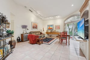 Wilshire Cir-S1803-007.jpg