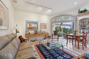 Wilshire Cir-S1803-008.jpg