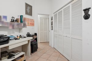 Wilshire Cir-S1803-017.jpg