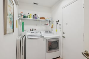 Wilshire Cir-S1803-018.jpg