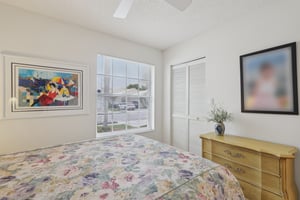 Wilshire Cir-S1803-023.jpg