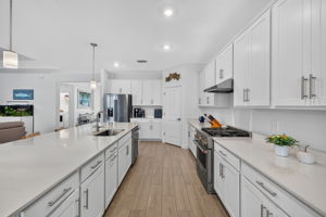 Kitchen 1 of 5