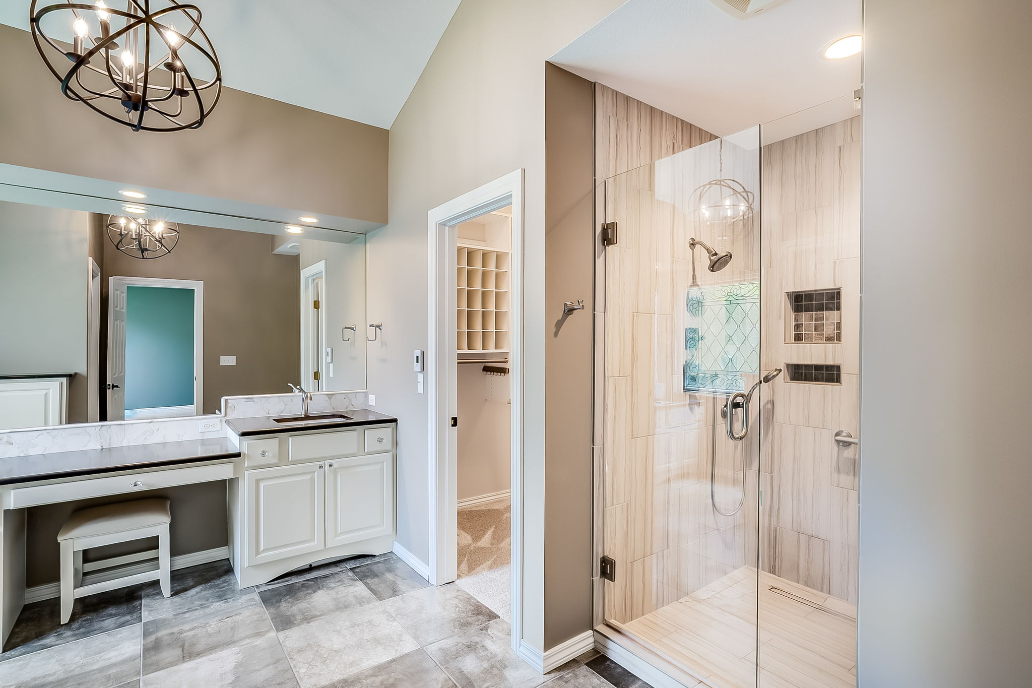 1522 N Krug Cir-30