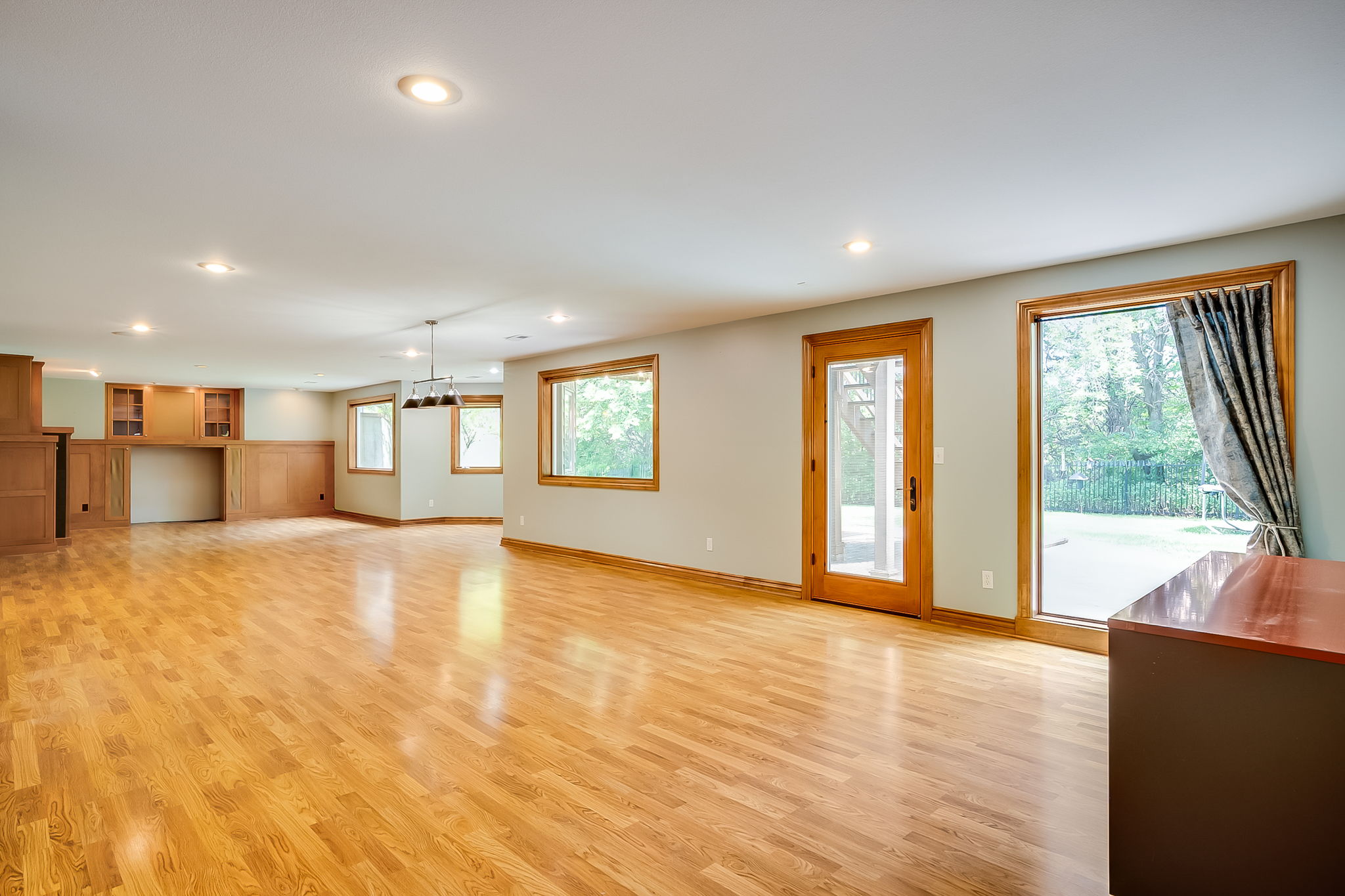 1522 N Krug Cir-51
