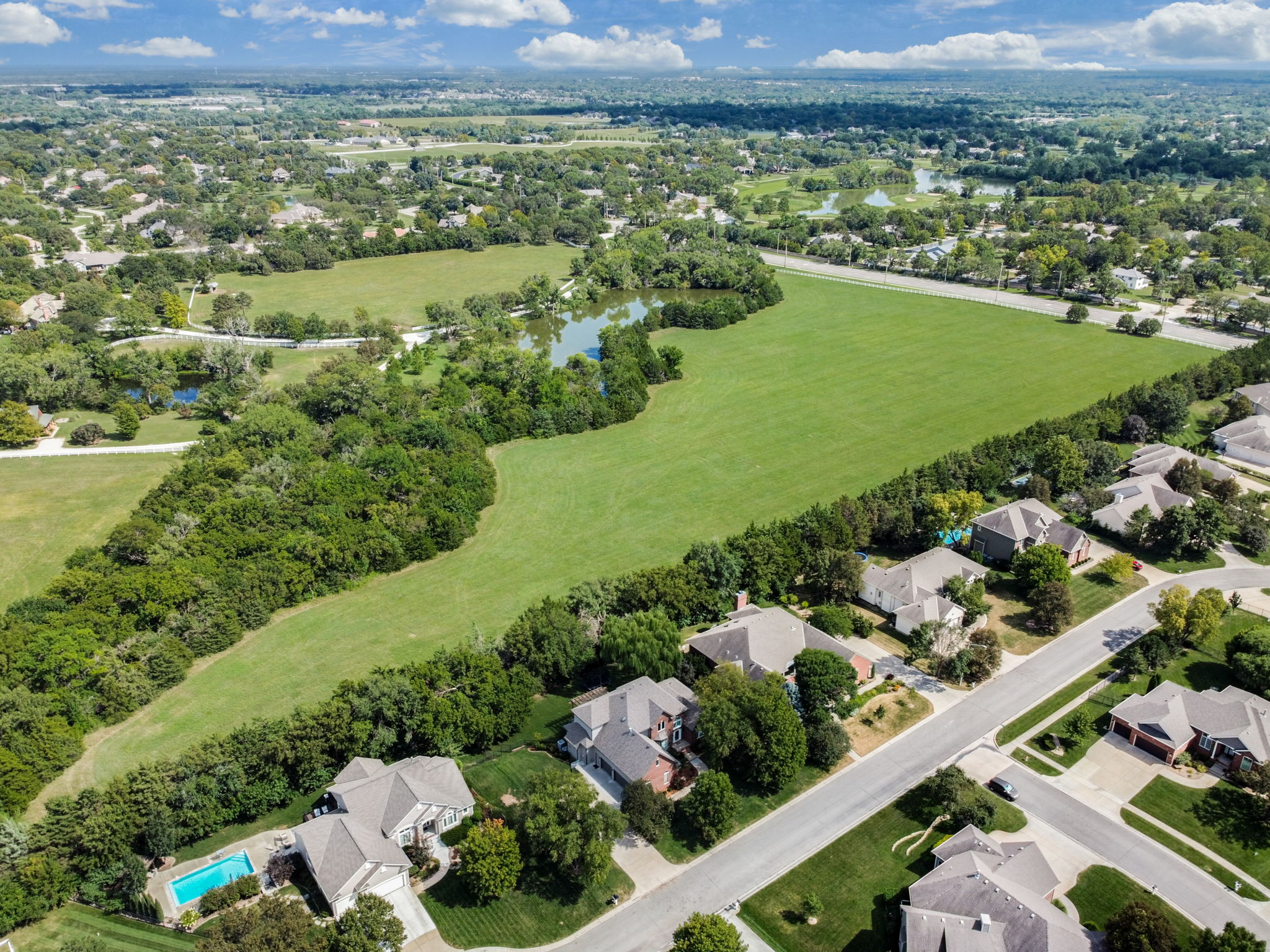 1522 N Krug Cir-85