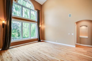 1522 N Krug Cir-13