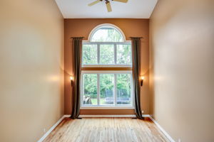 1522 N Krug Cir-14