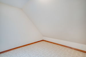 1522 N Krug Cir-50
