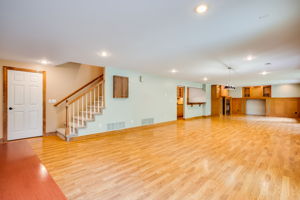 1522 N Krug Cir-52