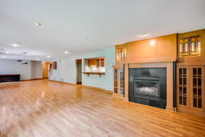 1522 N Krug Cir-53