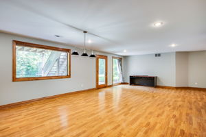 1522 N Krug Cir-56