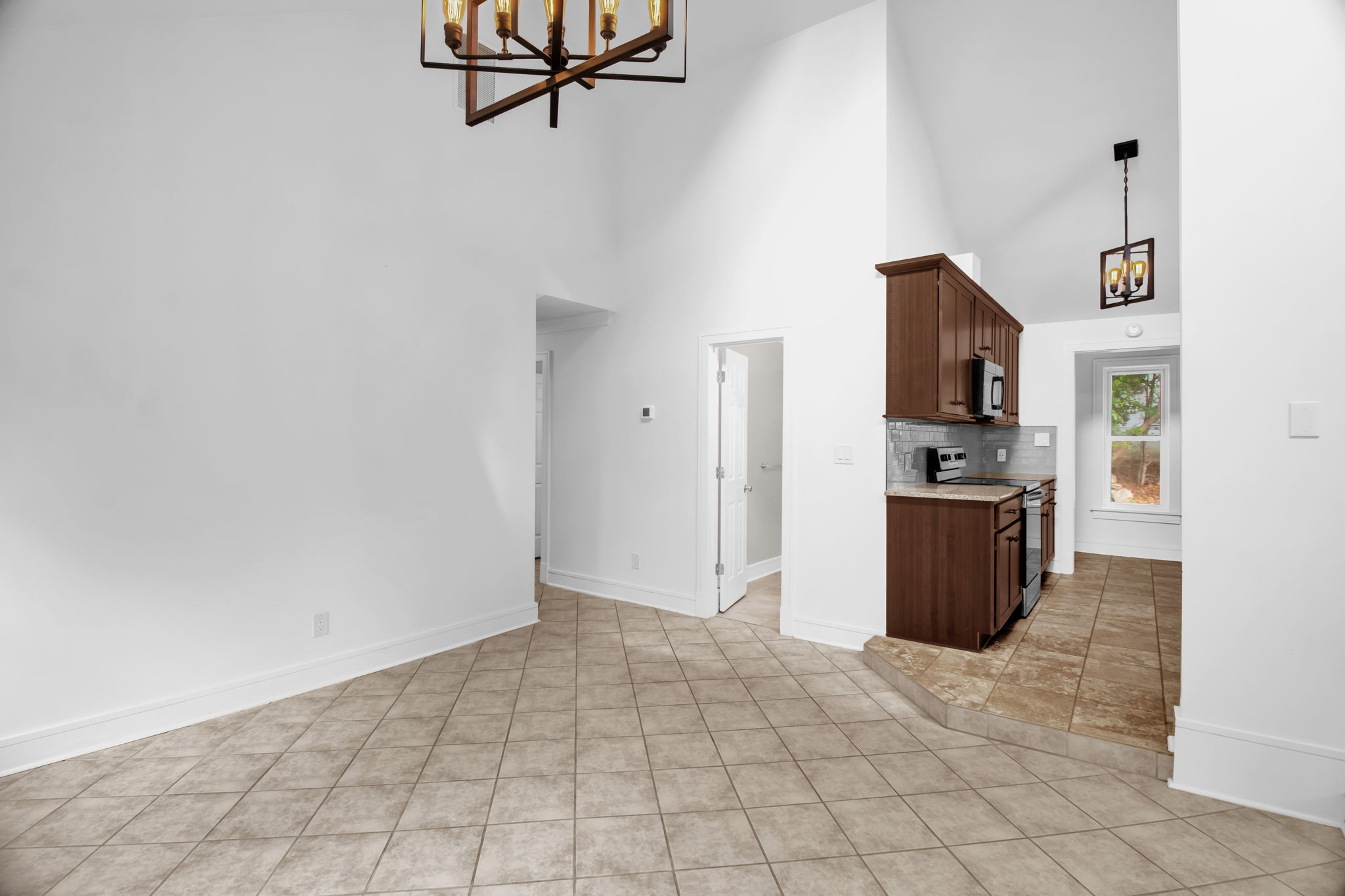 1522 Victory St-10