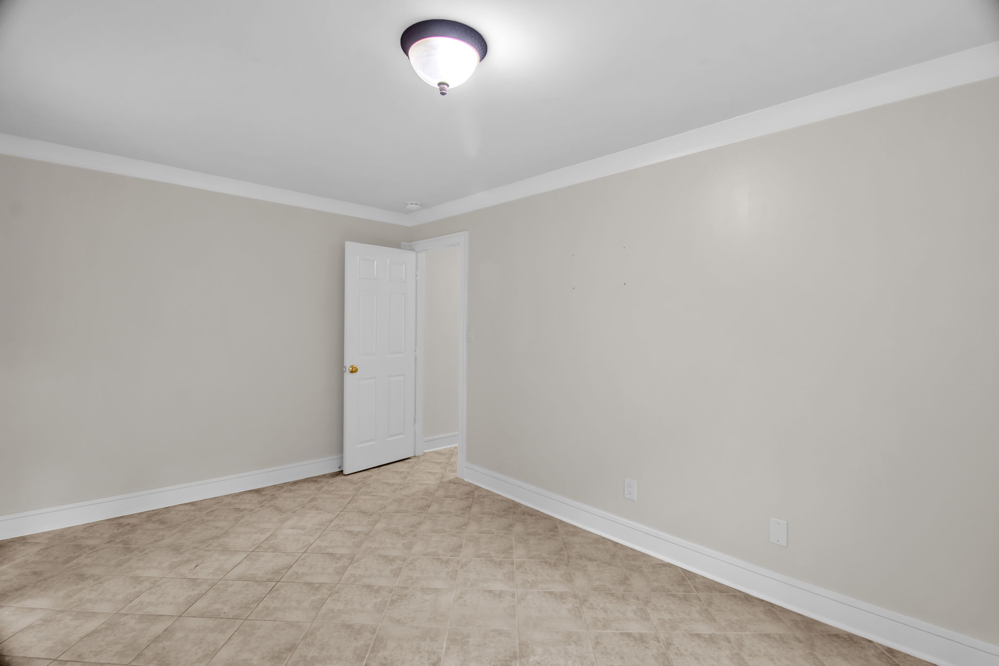 1522 Victory St-25