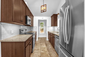 1522 Victory St-12