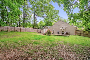 1522 Victory St-27