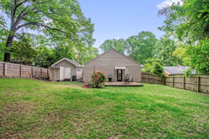 1522 Victory St-28