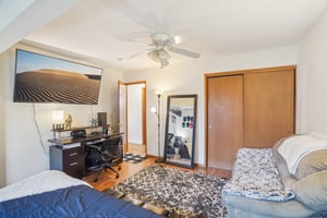 NE Couch Ct-1504-038.jpg